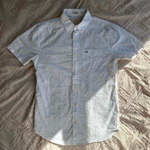 Men’s Hollister Stretch Button Down T-Shirt
